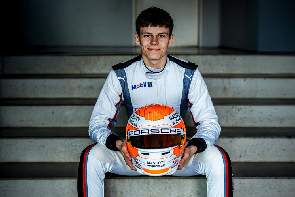 Bastian Buus sluttede lige uden for podiet på Nürburgring
(Foto: Dinamic GT)